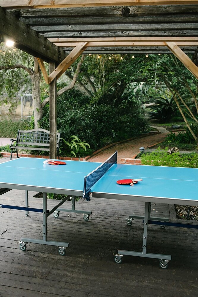 Frida by AvantStay Sleeps 16 Prvt Estate w Tennis Ct & Mins to Beach - photo 32