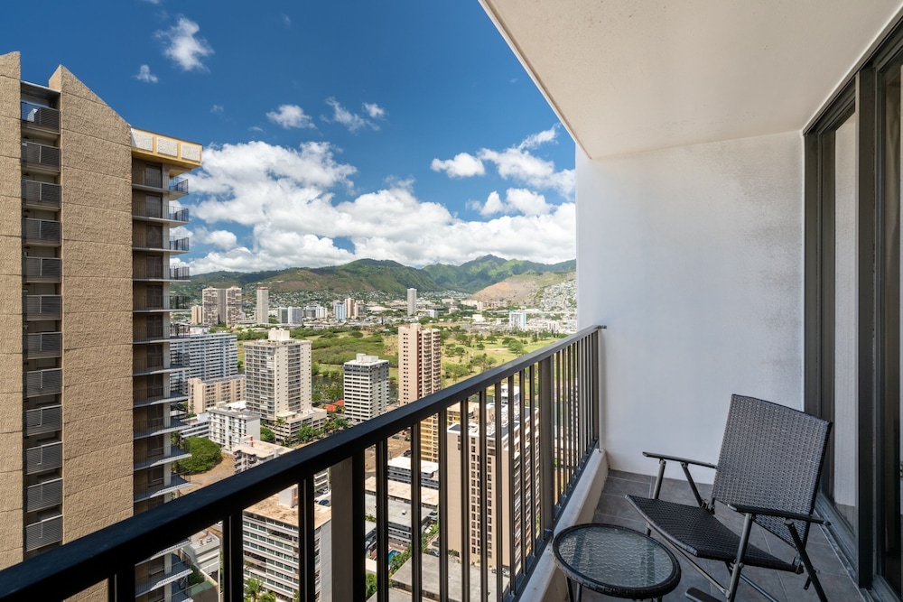 Waikiki Banyan Condo Located One Block From Waikiki Beach by Koko Resort Vacation Rentals - photo 99
