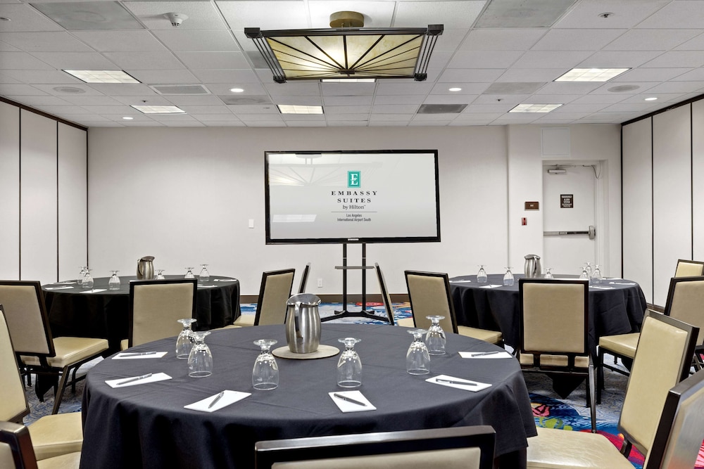 Embassy Suites by Hilton Los Angeles LAX South El Segundo - photo 55