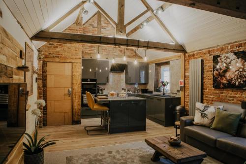 Urban Lofts — 4-Star Luxury Hotel in Melksham, United Kingdom