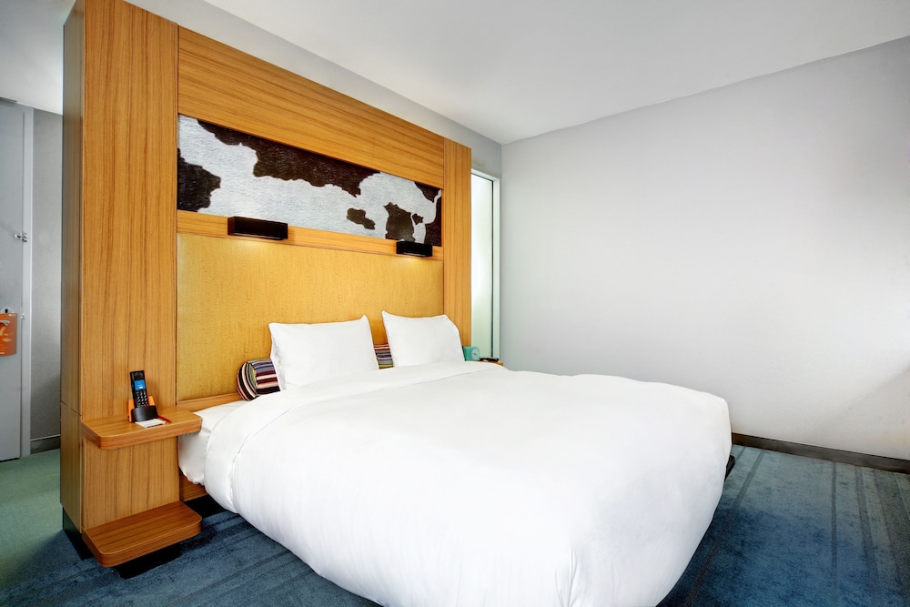 Aloft Bolingbrook - photo 6