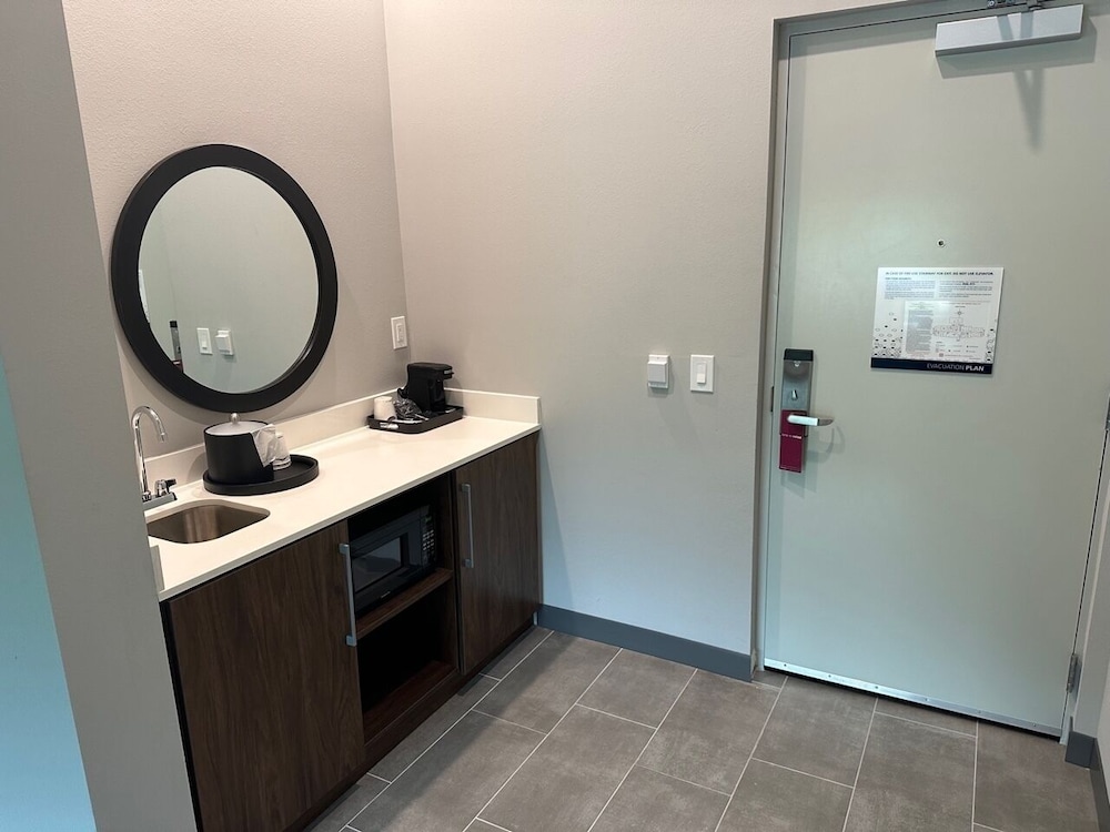 Hampton Inn & Suites Ruskin I 75 - photo 5