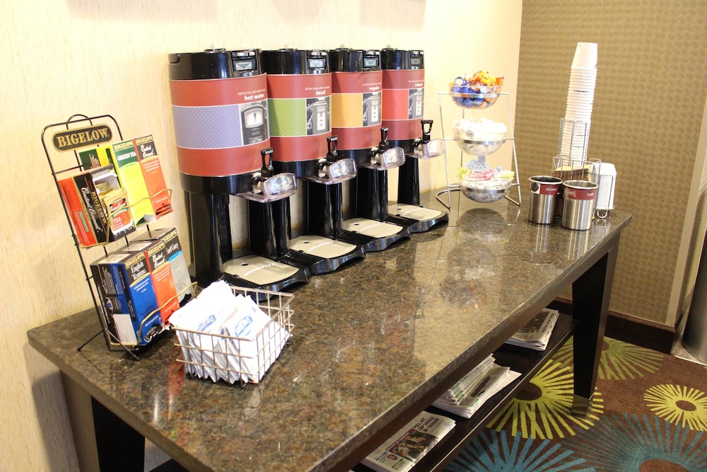 Hampton Inn Belton Kansas City area - photo 30