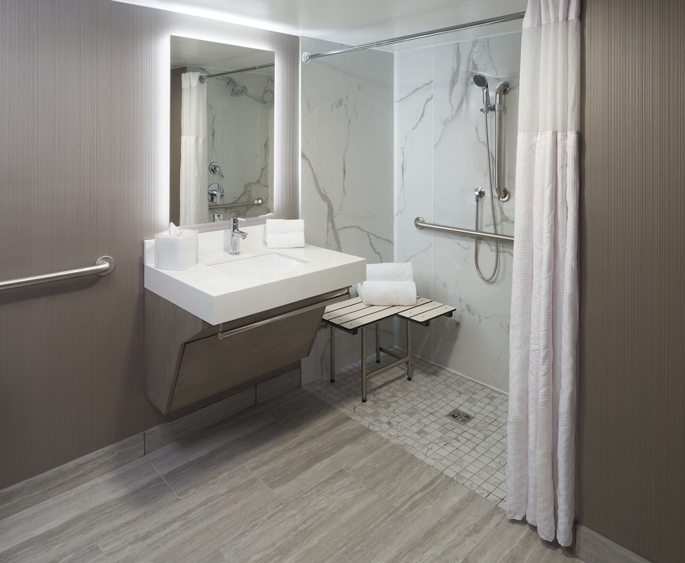 Hilton Cocoa Beach Oceanfront - photo 24