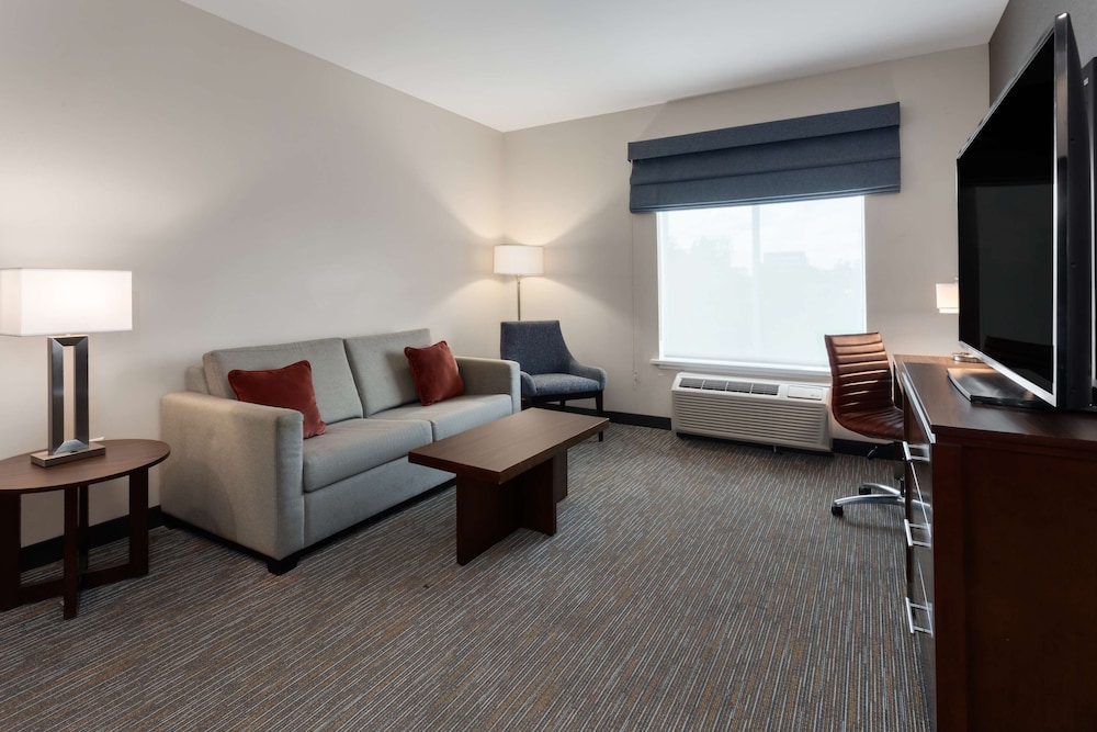Hampton Inn Nashville Airport Century Place TN - photo 13