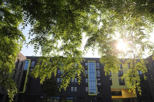Goldcrest Village University Campus Room