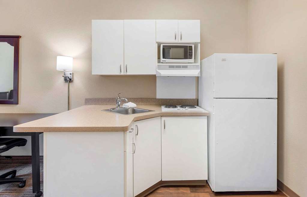 Extended Stay America Select Suites Chicago Lisle - photo 11