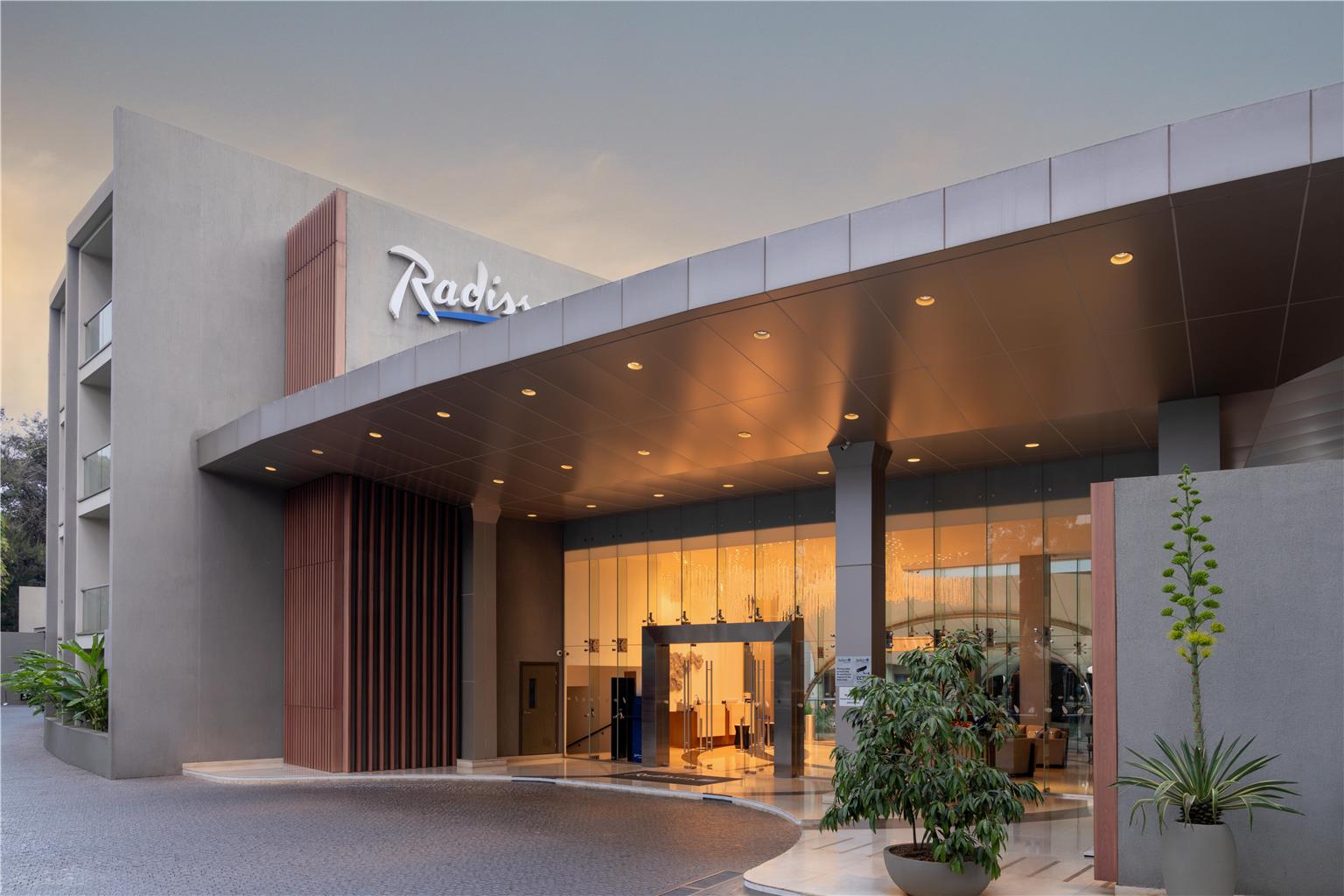 Exterior Lobby Entrance