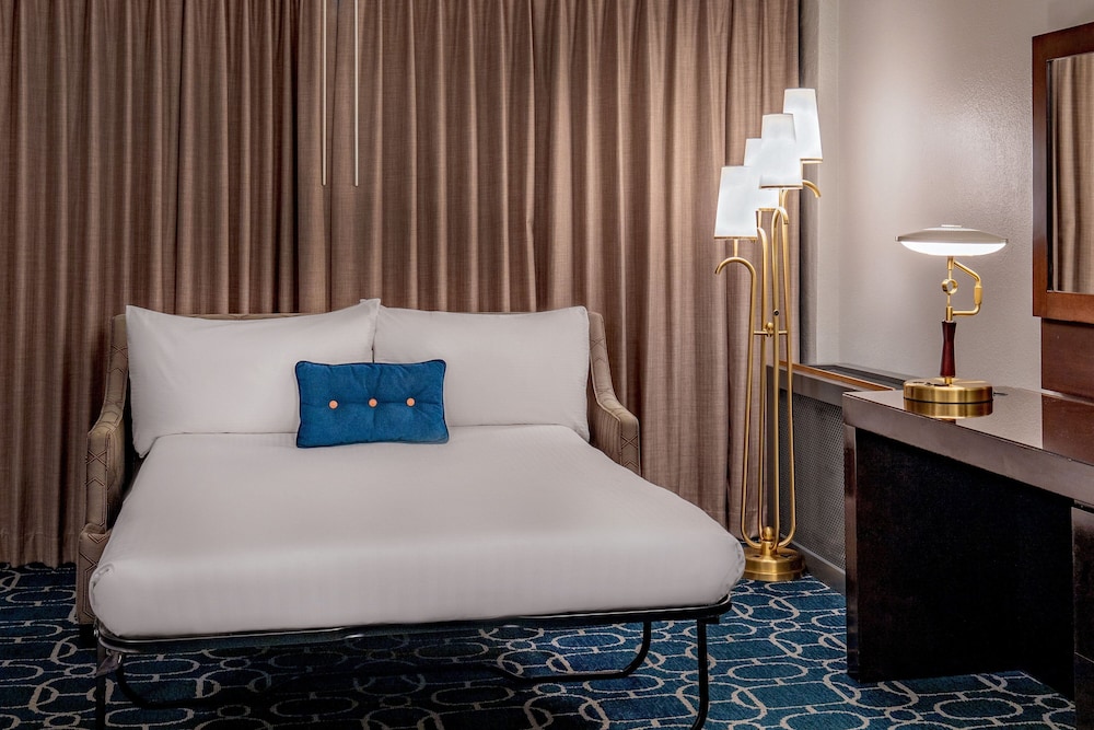 Hotel Adagio Autograph Collection - photo 19
