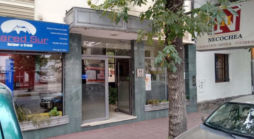 Hotel Necochea - last minute hotel in Mendoza
