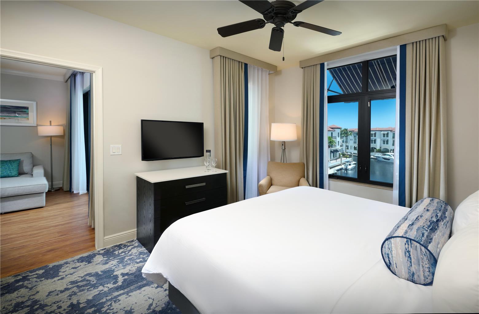 Naples Bay Resort & Marina - photo 17