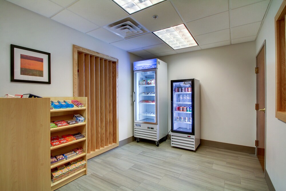 Holiday Inn Express Milwaukee North Brown Deer Mequon by IHG - photo 38