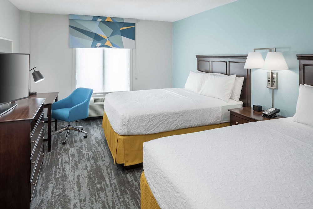 Hampton Inn & Suites Miami Doral Dolphin Mall - photo 11