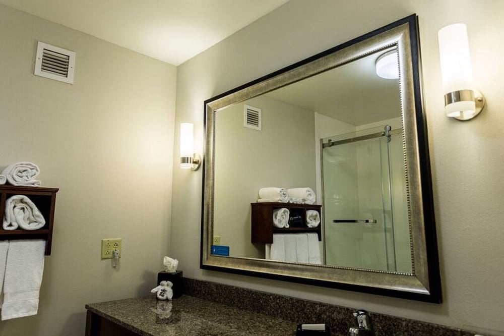 Hampton Inn Somerset - photo 48