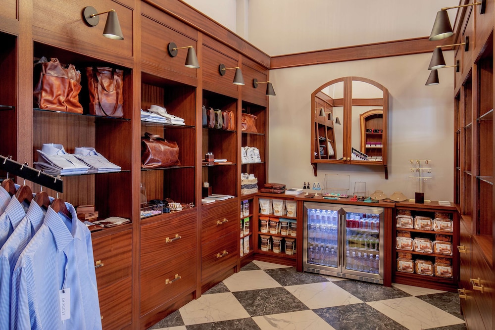 The Virginian Lynchburg Curio Collection - photo 36