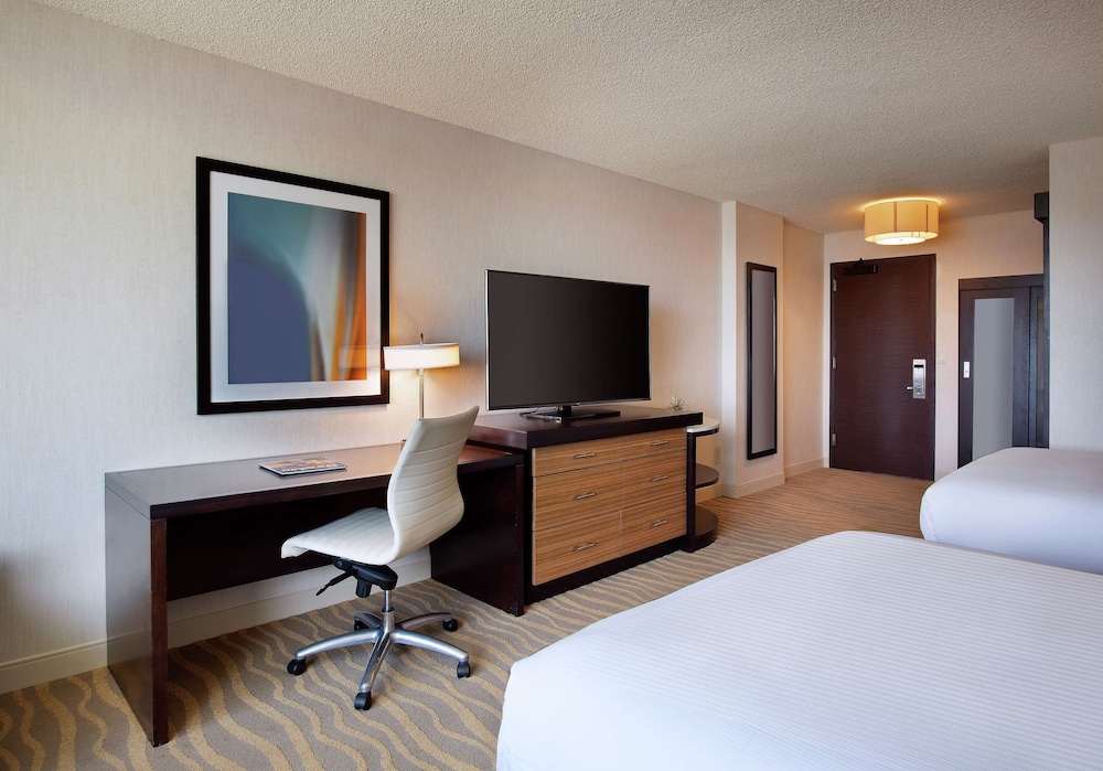 DoubleTree by Hilton San Diego Mission Valley - photo 14