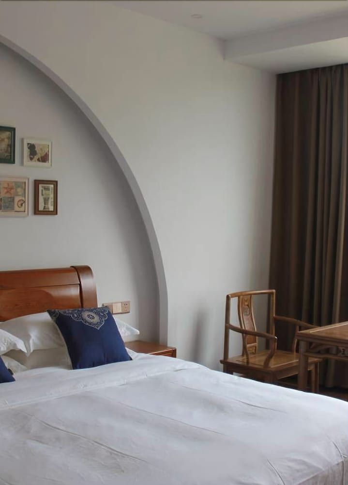 Junyi Theme Hotel - last minute hotel in Hangzhou