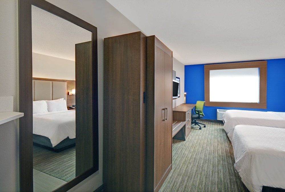 Holiday Inn Express Marshall by IHG - photo 8