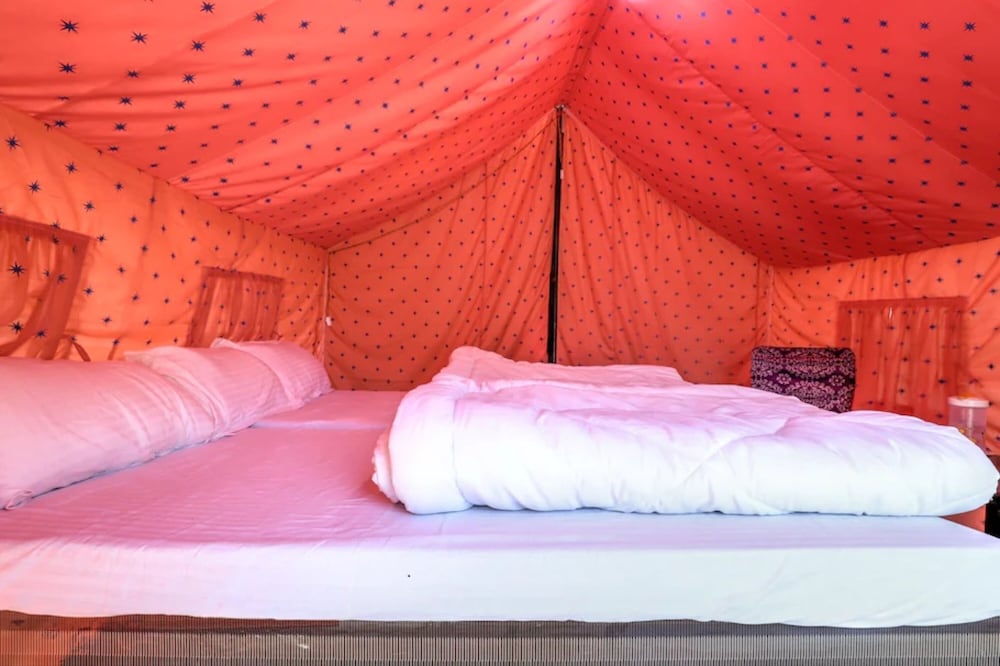 Blowsom Farms in Sohna, India