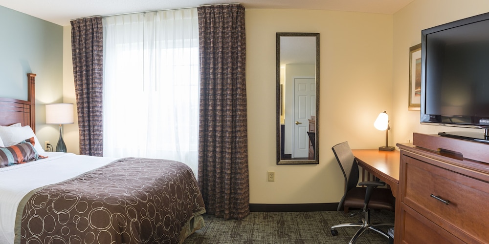 Staybridge Suites Fargo by IHG - photo 38