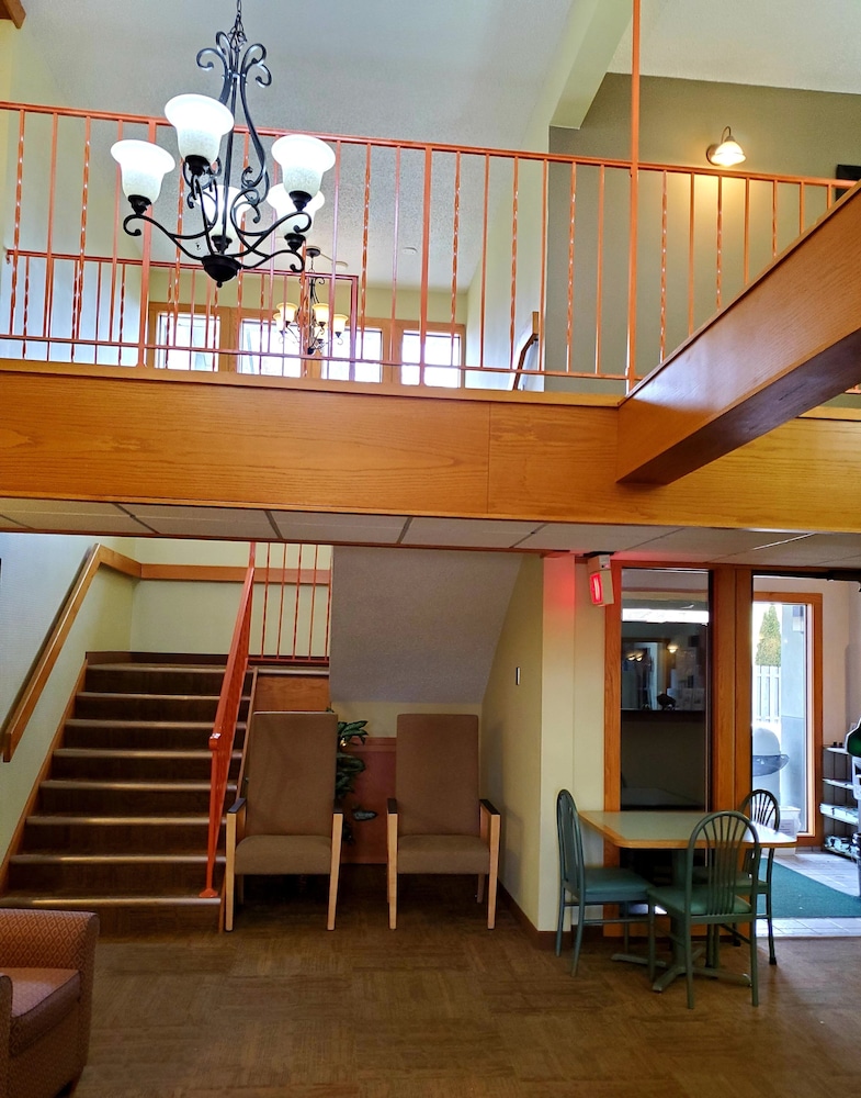 Bison Plains Lodge - photo 2