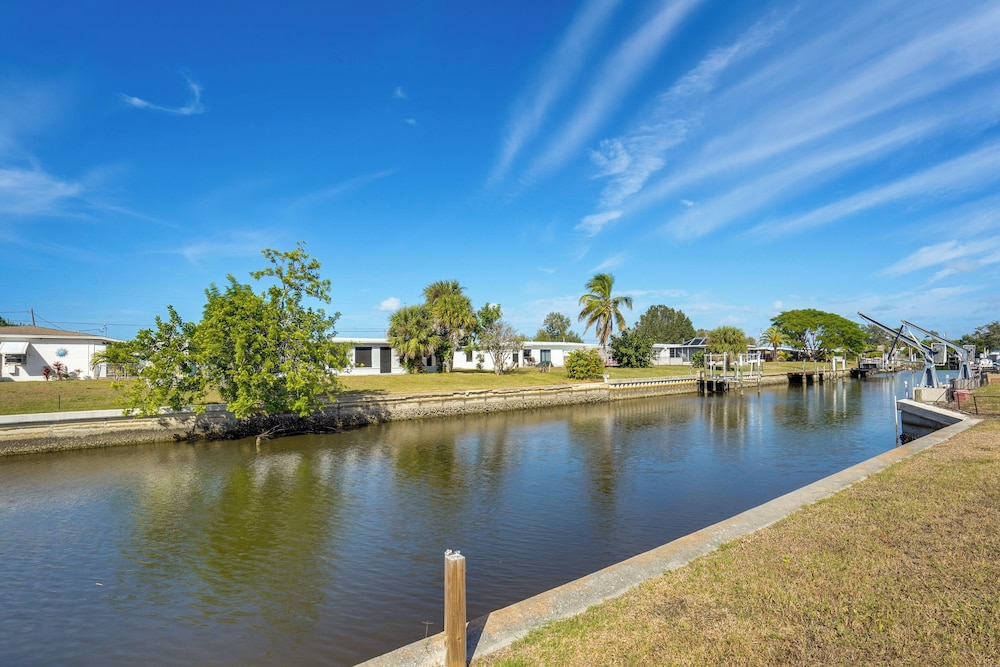 Port Charlotte Gem on Gulf Canal 1 Mi to Beach in Port Charlotte, United States