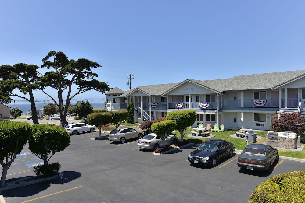 Cayucos Beach Inn - photo 39