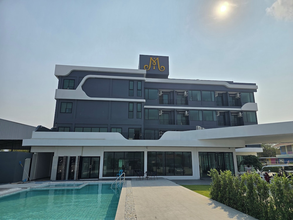 Manee Mantra Hotel Kanchanaburi in Kanchanaburi, Thailand