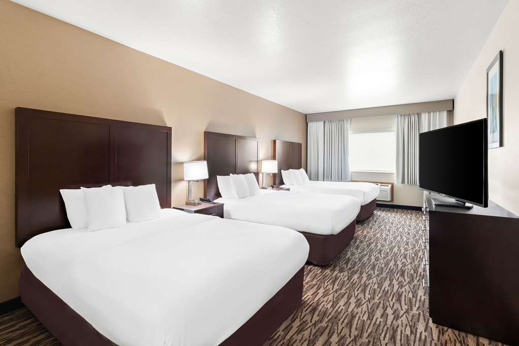 Comfort Suites Portland Airport - photo 29