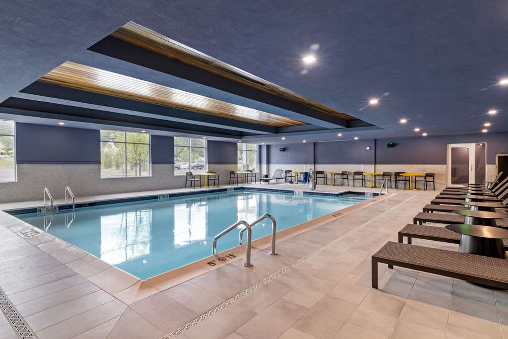 Cambria Hotel North Conway - photo 44