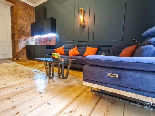 Top Floor Apartment Balcony in sololaki Room 25