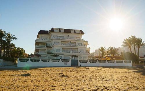 Atico Medina Molins — 4-Star Luxury Hotel in Denia, Spain