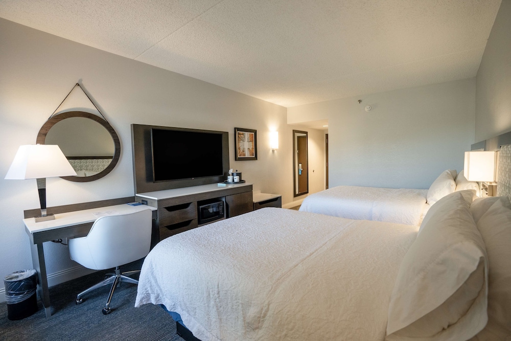 Hampton Inn & Suites Fairfield - photo 18