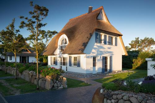 Ferienhaus Schilfrohrsaenger 51 — 4-Star Luxury Hotel in Barth, Germany