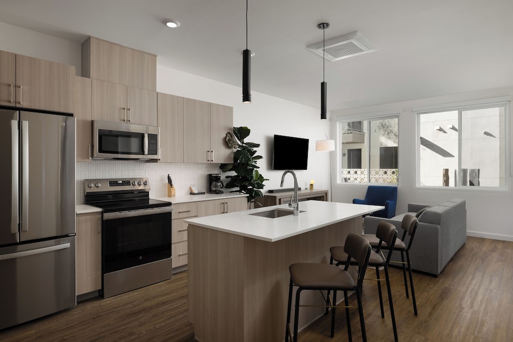 Sentral Alloy Midtown - photo 12