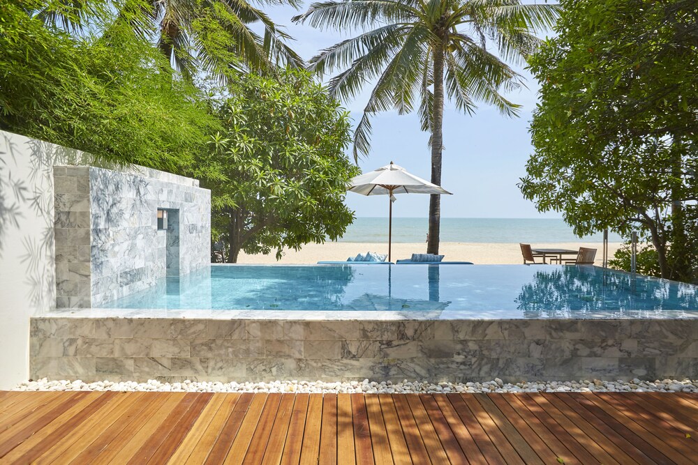 Veranda Pool Villa — 4-Star Luxury Hotel in Cha-Am, Thailand