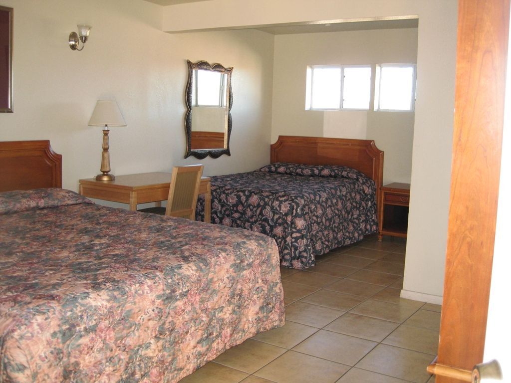 Route 66 Barstow Hotel - photo 5