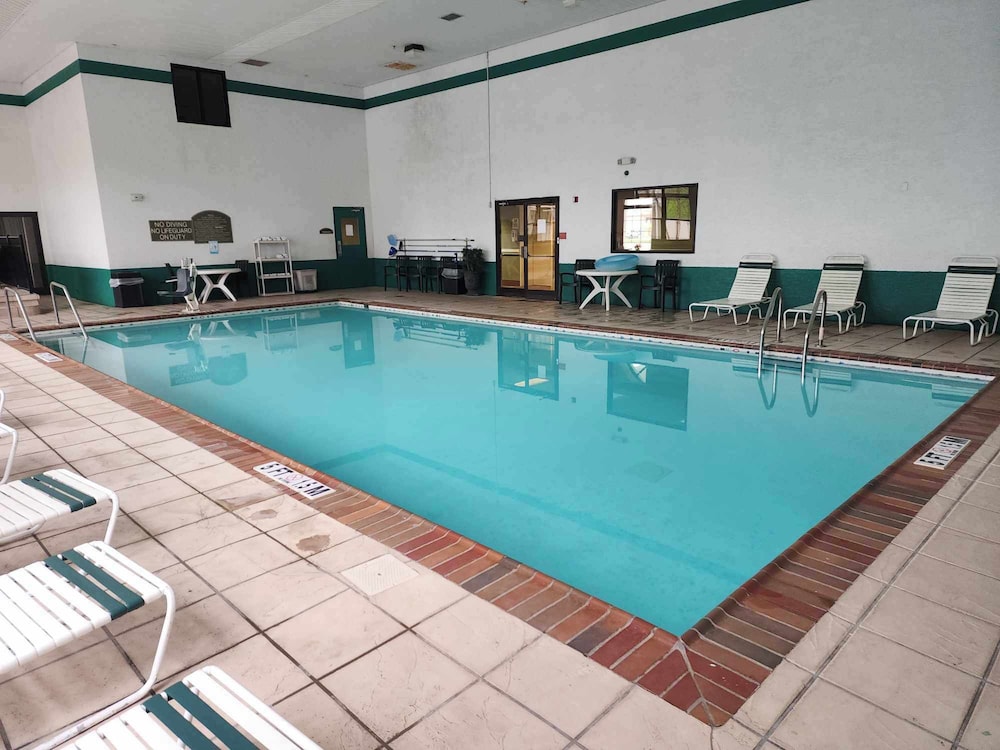 Quality Inn & Suites Somerset Downtown - photo 25