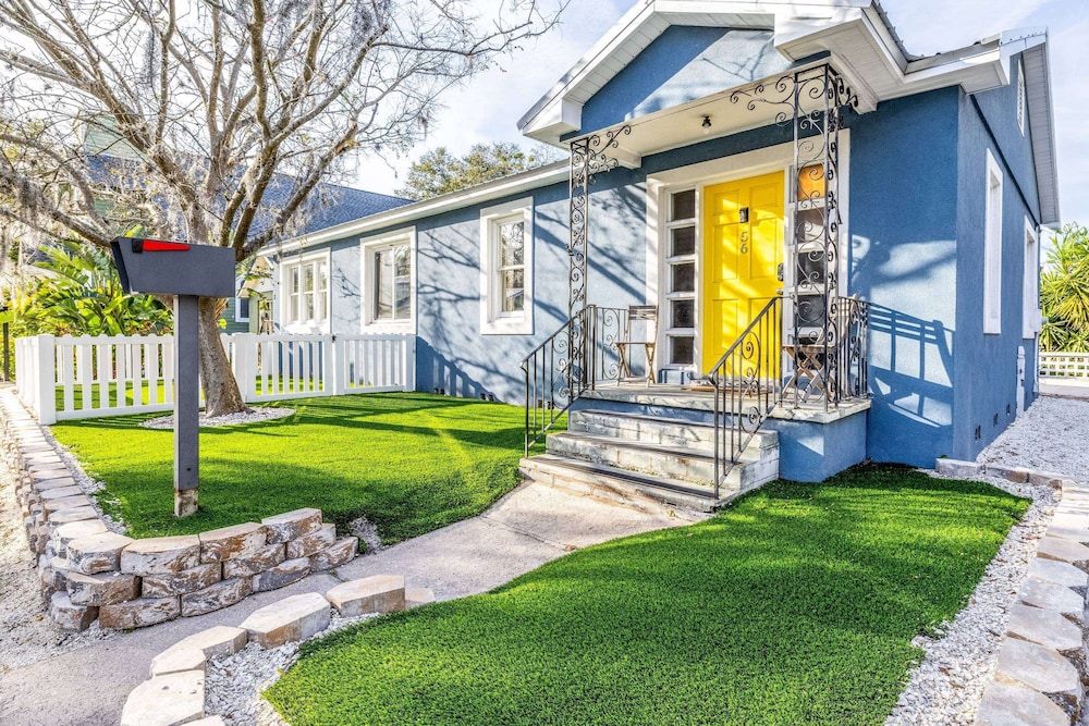 Saragossa Sunshine - carbon neutral hotel in Saint Augustine
