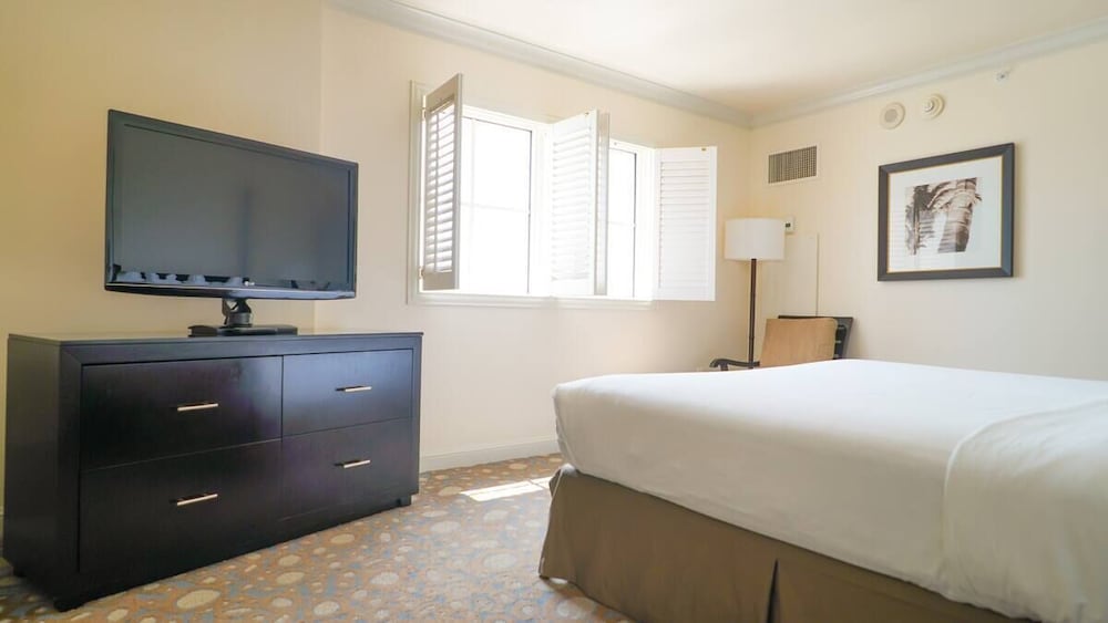 Private Residences at the Atlantic Resort and Spa - photo 16