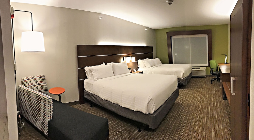 Holiday Inn Express & Suites Rantoul by IHG - photo 7