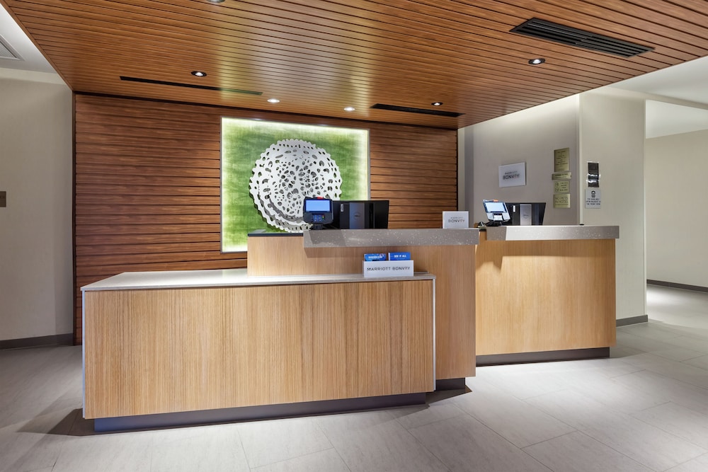 Fairfield Inn & Suites by Marriott Grand Rapids North - photo 4