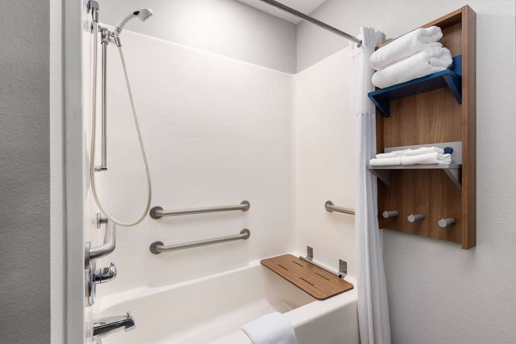 Microtel Inn & Suites by Wyndham Independence - photo 10