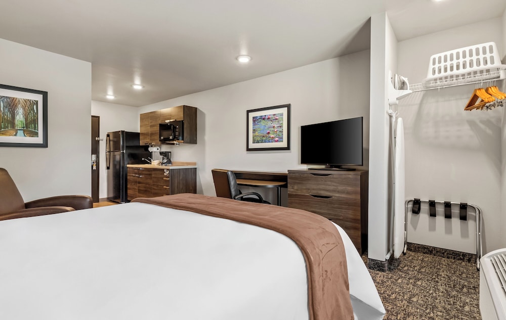My Place Hotel Bentonville Rogers AR - photo 13
