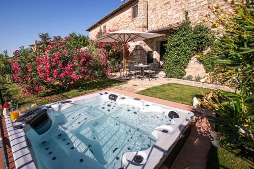 Casa Livio a Garden with a View — 4-Star Luxury Hotel in Gaiole In Chianti, Italy