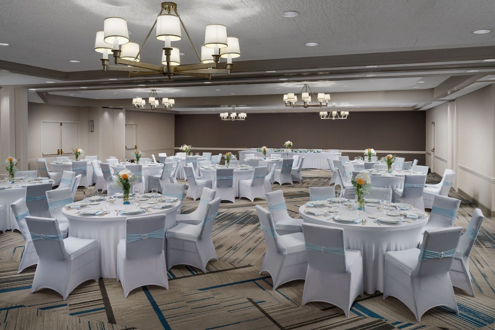 Four Points by Sheraton Pleasanton - photo 30