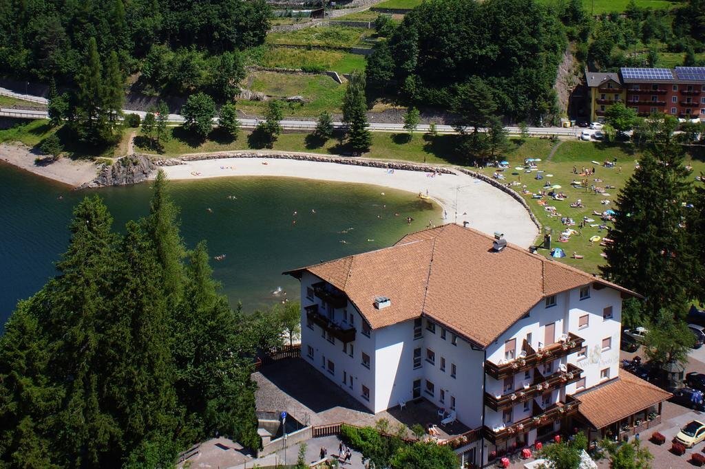 Active Hotel Pineta Camping — Baselga Di Pine