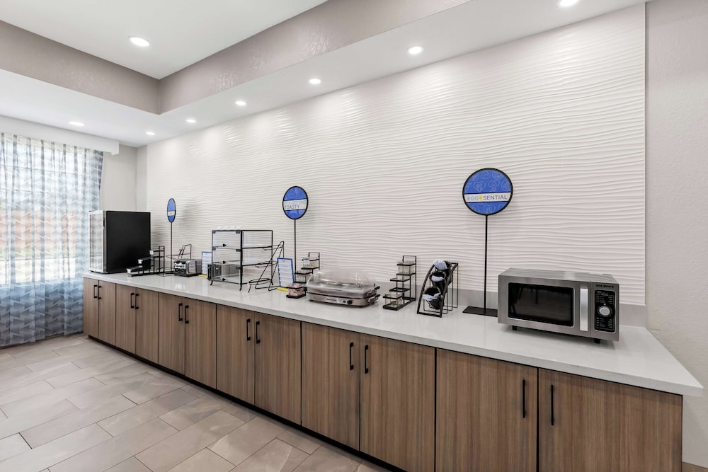 Quality Inn & Suites La Porte - photo 27