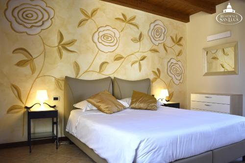 Int 6 Suite Marco by Residence San Luca — 4-Star Luxury Hotel in Bologna, Italy