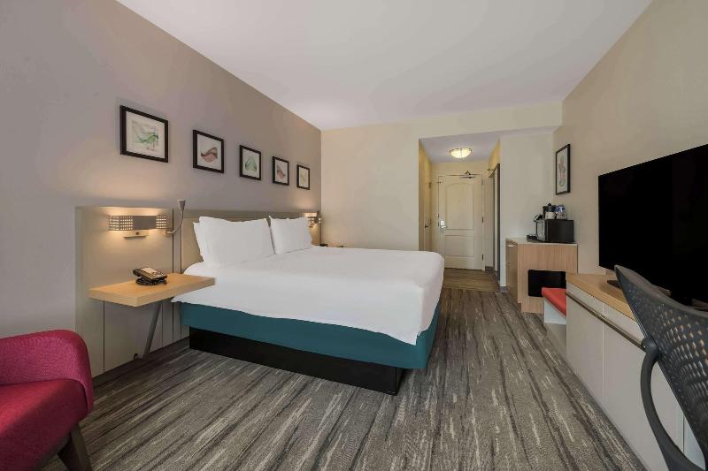 Hilton Garden Inn Rockford - photo 61